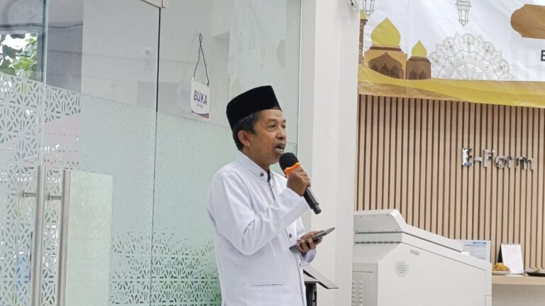 Ketua MUI Sikka Ingatkan Nilai Empati di Bulan Ramadhan Saat Buka Puasa Bersama BRI Maumere